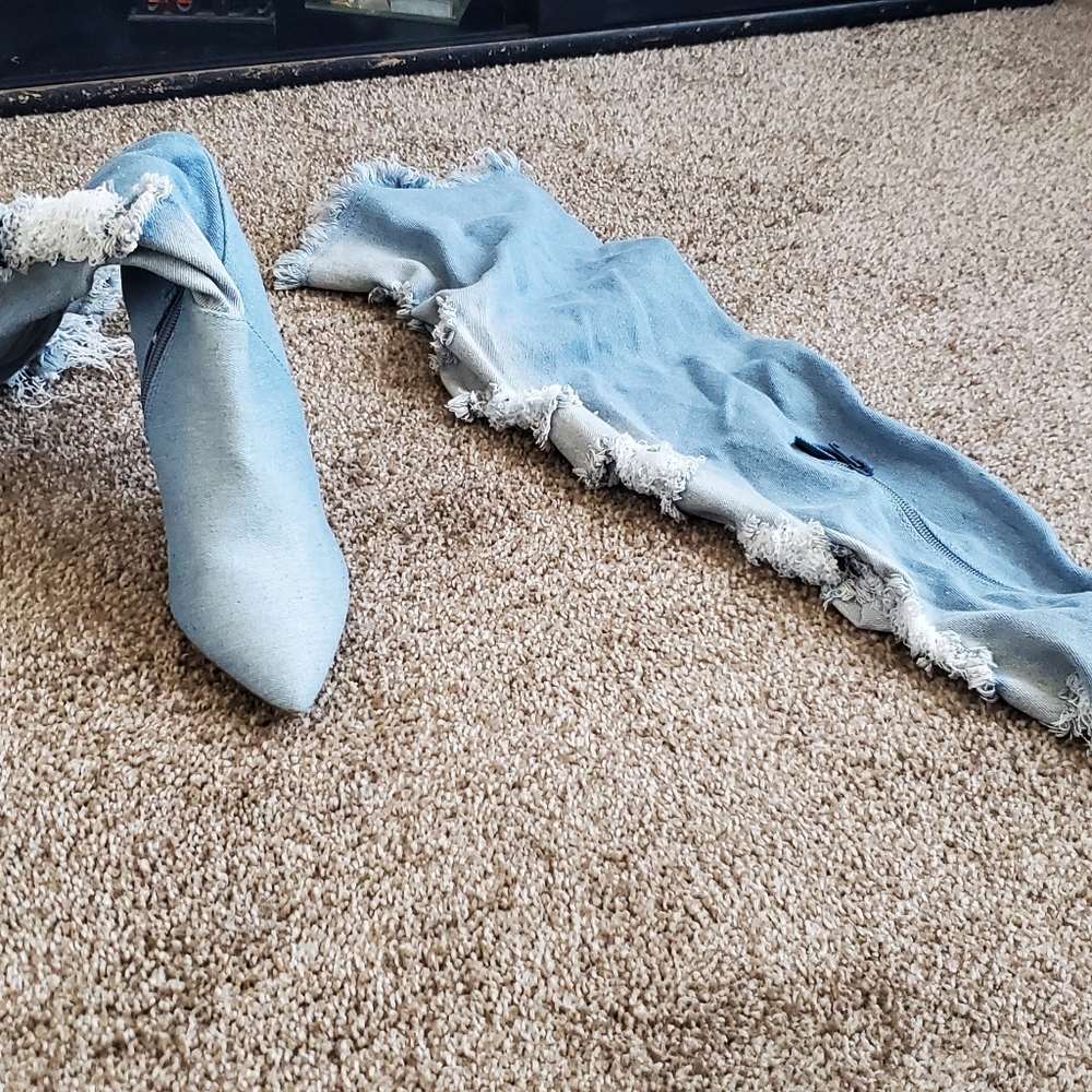Jean boots - Picture 3 of 3
